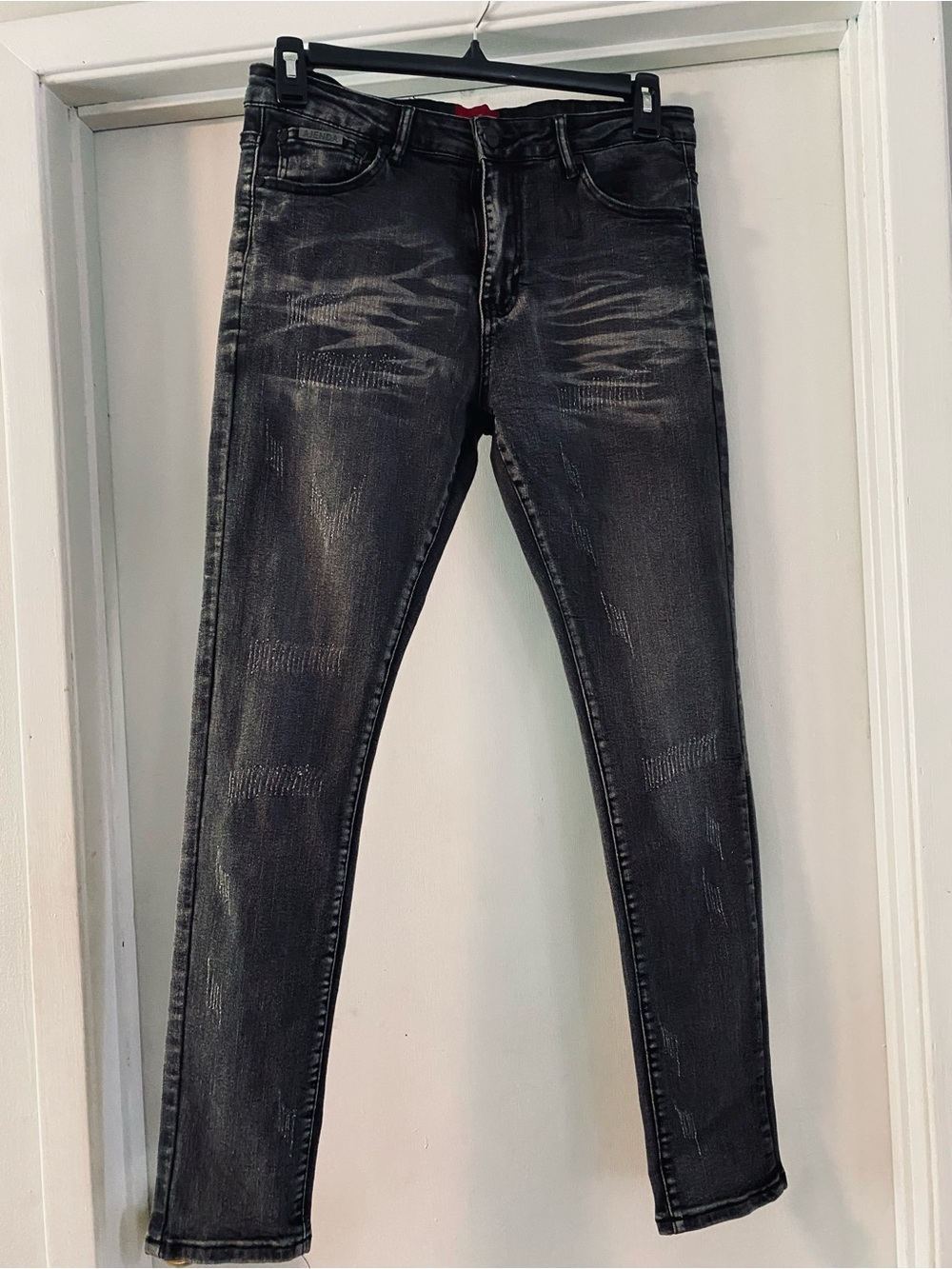Ajenda  Red Label Men's charcoal Stacked Skinny Distressed Jeans 31 inseam